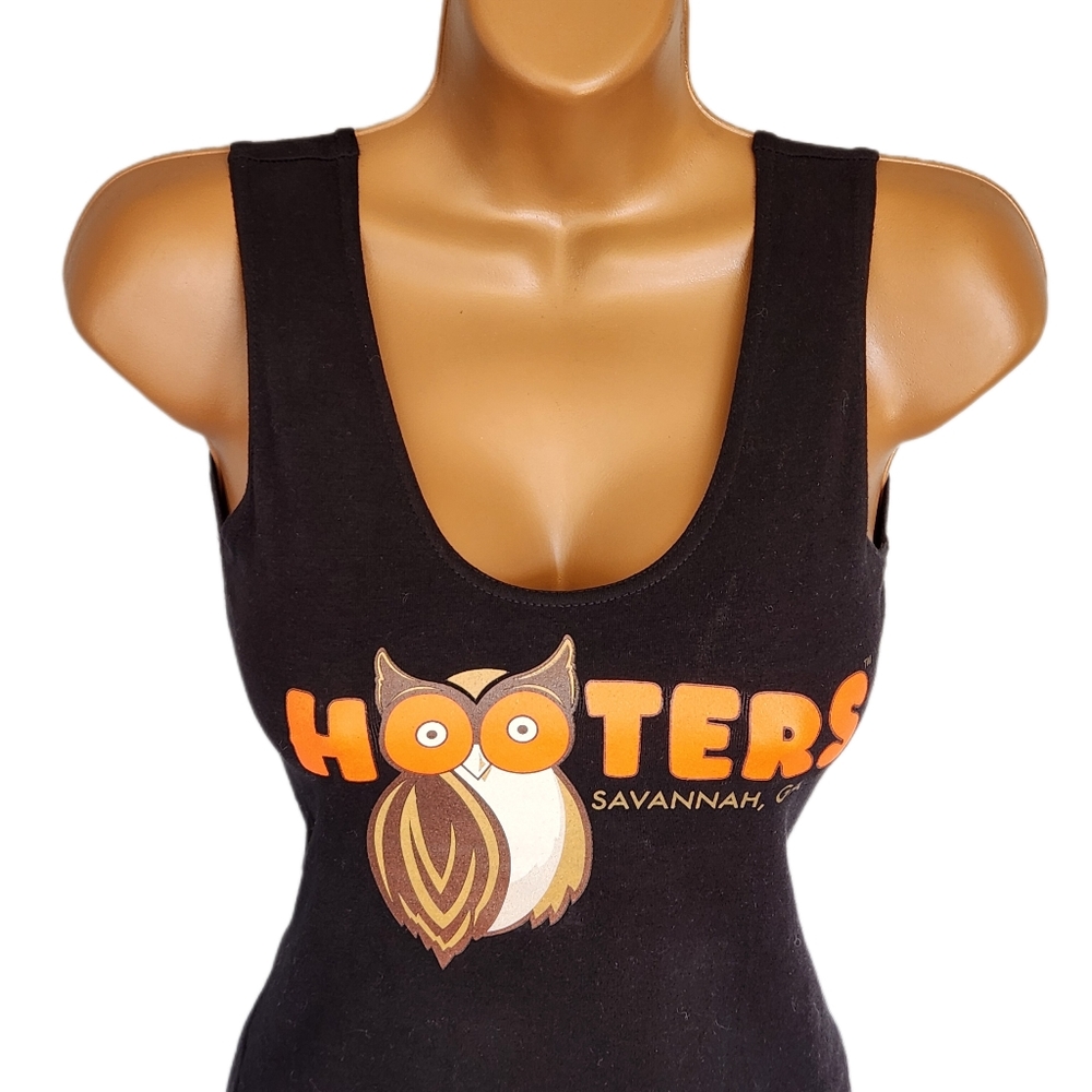 NWOT Black Hooters Savannah, GA Tank Top (Small) - Picture 5 of 8